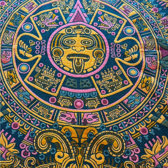 Aztec Mexican rug/tapestry artisanal handcrafted size is 75 x 104 - Picture 9 of 9